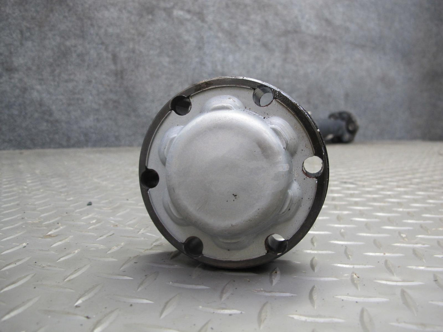04-06 BMW E46 330i 330Ci RWD A/T Auto Transmission Driveshaft Drive Shaft OEM