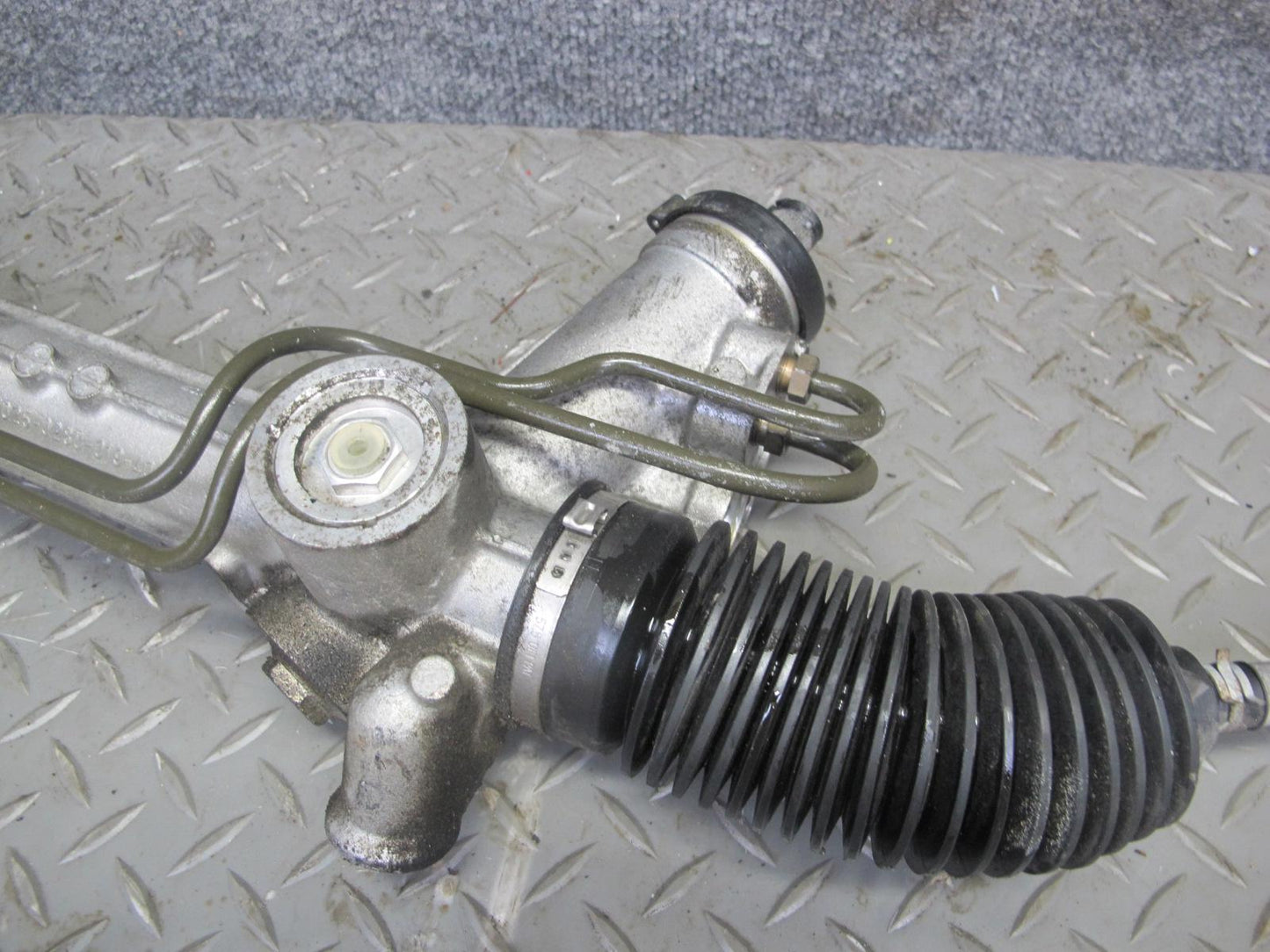 1997-2004 Porsche Boxster 986 Power Steering Rack AND Pinion Gear Assembly