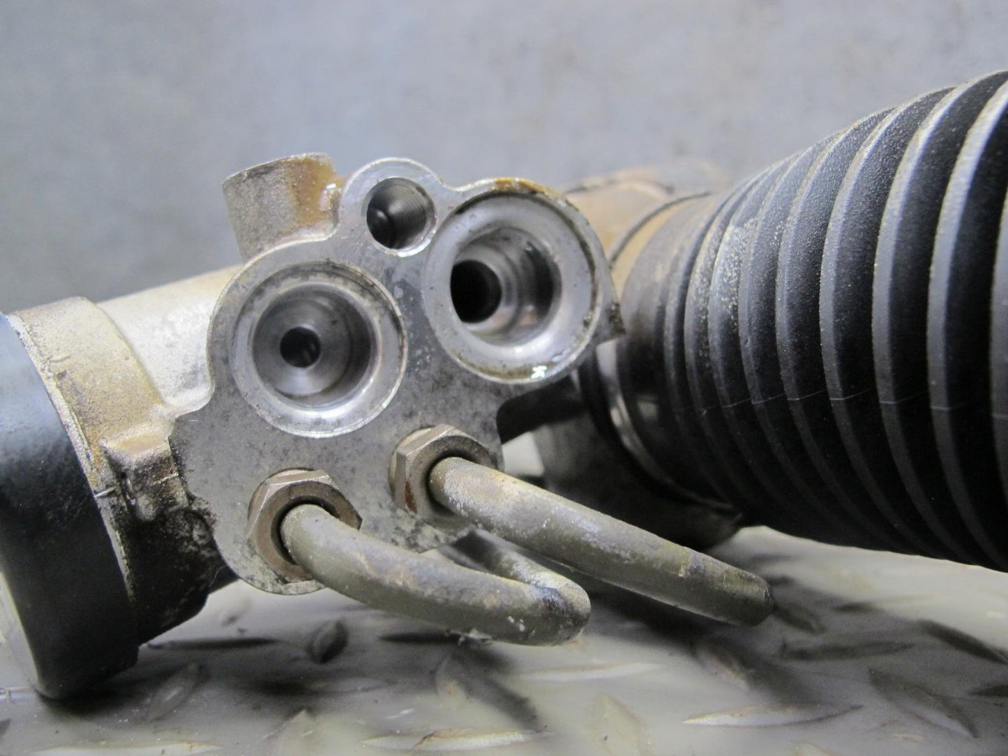 1997-2004 Porsche Boxster 986 Power Steering Rack AND Pinion Gear Assembly