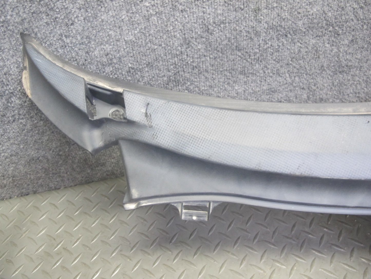 2005-2012 Porsche 911 997 Boxster Front Windshield Wiper Cowl Trim Panel