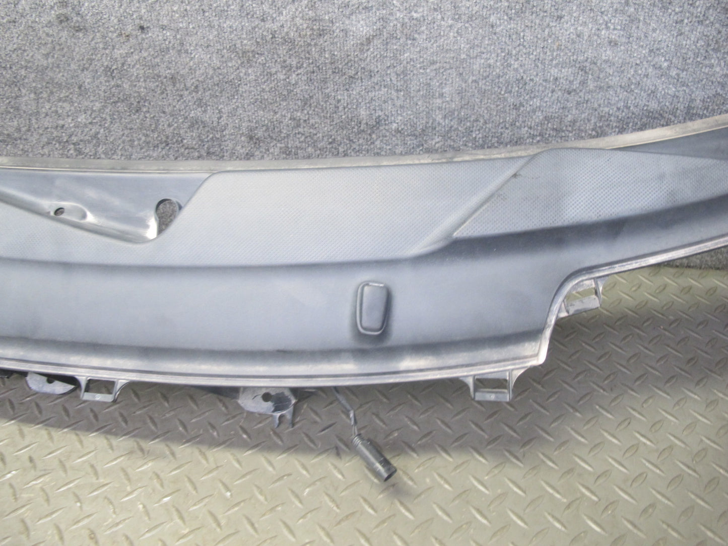 2005-2012 Porsche 911 997 Boxster Front Windshield Wiper Cowl Trim Panel
