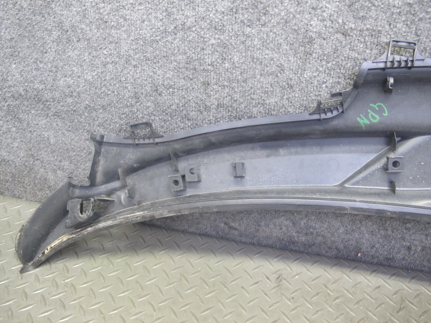2005-2012 Porsche 911 997 Boxster Front Windshield Wiper Cowl Trim Panel