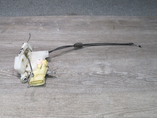 98-00 Lexus GS400 GS300 JZS160L Front Right Pass Door Lock Latch Actuator OEM