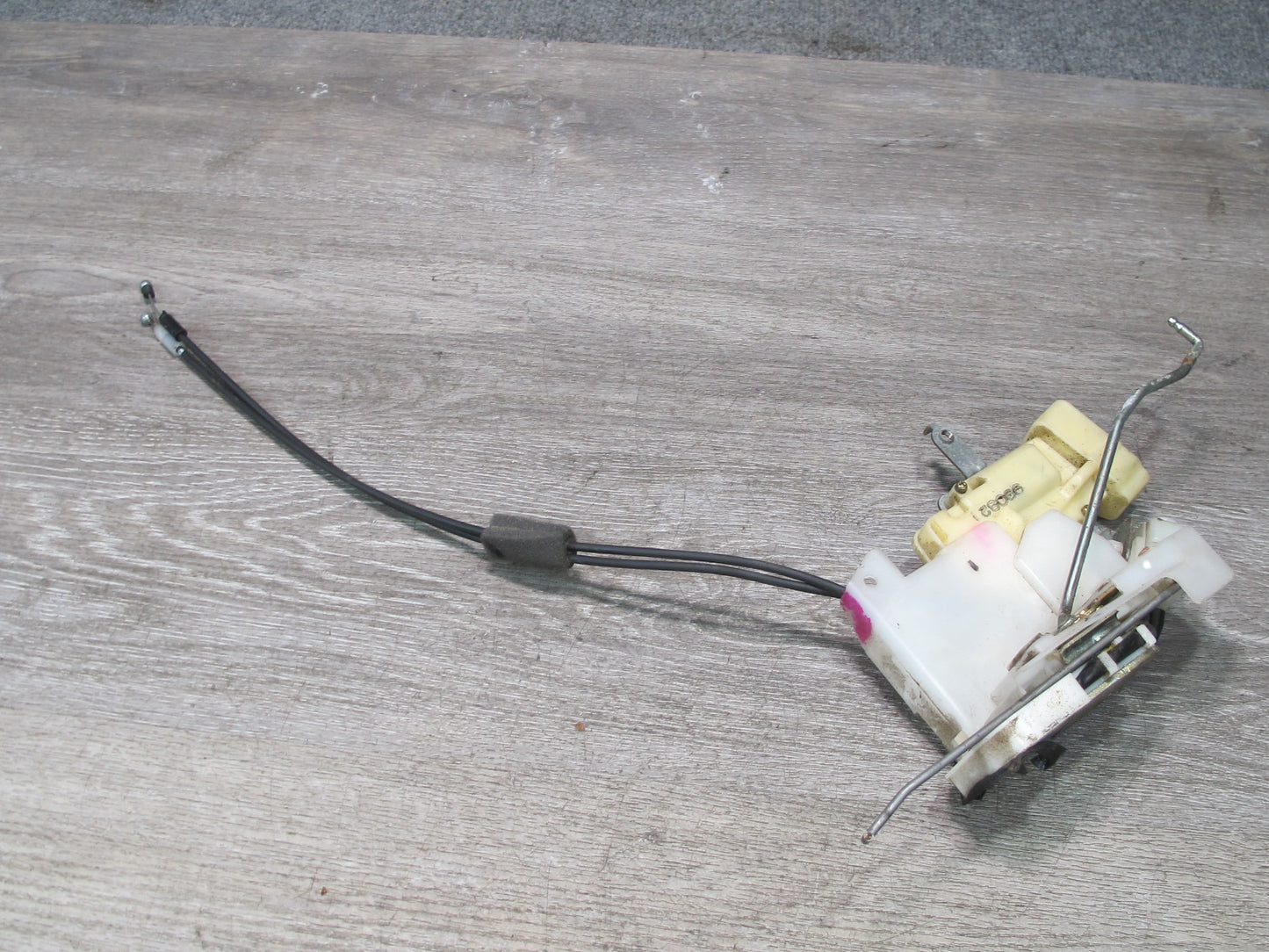98-00 Lexus GS400 GS300 JZS160L Front Right Pass Door Lock Latch Actuator OEM