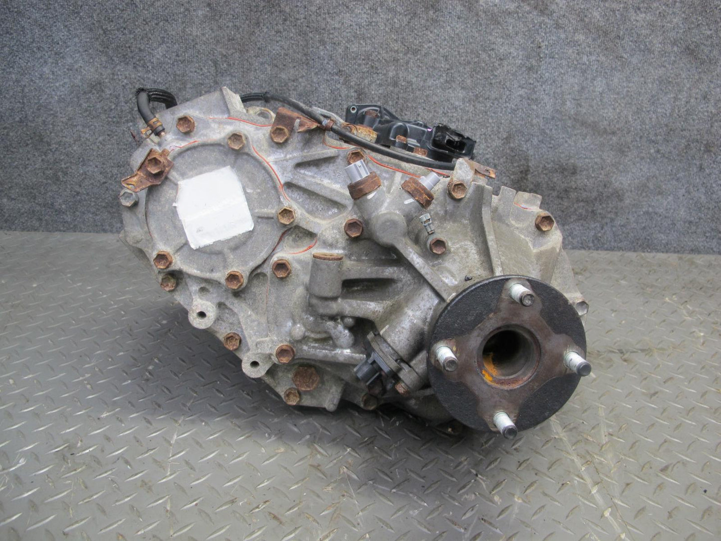 2003-2005 Lexus UZJ100L LX470 Transmission Transfer Case Box w Motor