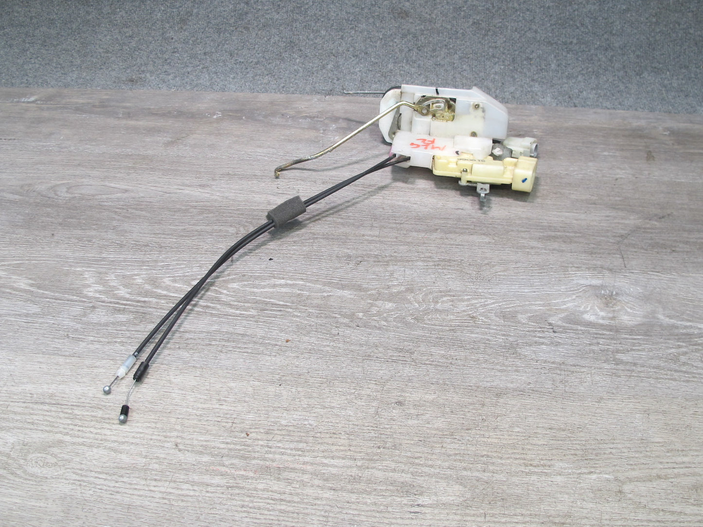 98-00 Lexus GS400 GS300 JZS160L Front Left Driver Door Lock Latch Actuator OEM