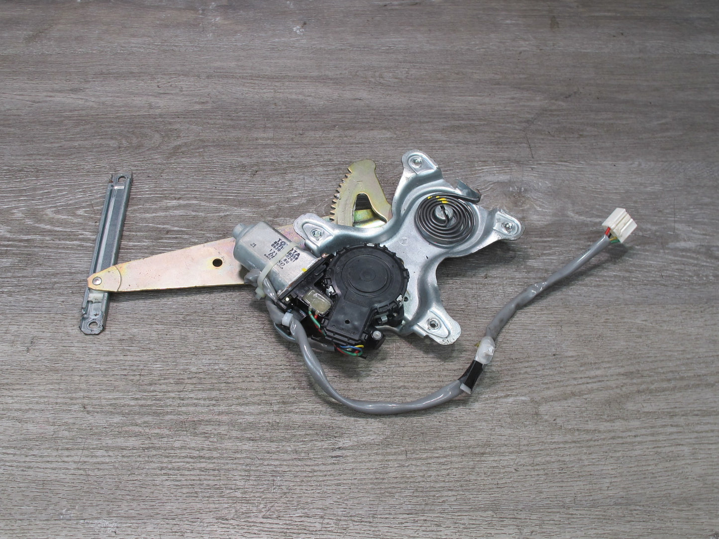 98-05 Lexus JZS160 GS400 GS430 GS300 Rear Left Door Window Regulator w Motor OEM