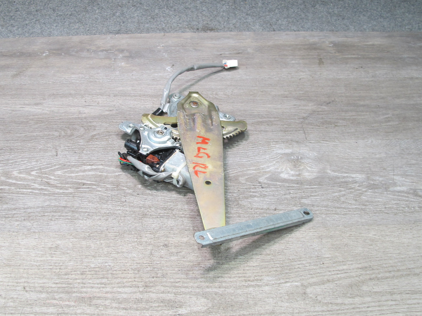 98-05 Lexus JZS160 GS400 GS430 GS300 Rear Left Door Window Regulator w Motor OEM
