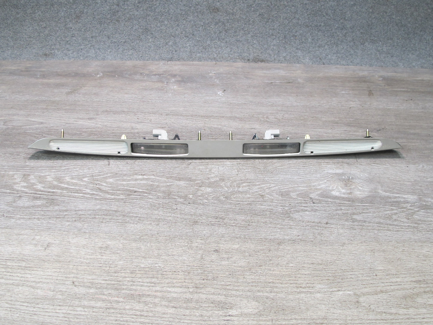 98-05 Lexus GS400 GS430 GS300 Rear Trunk Lid License Plate Trim w Lights OEM