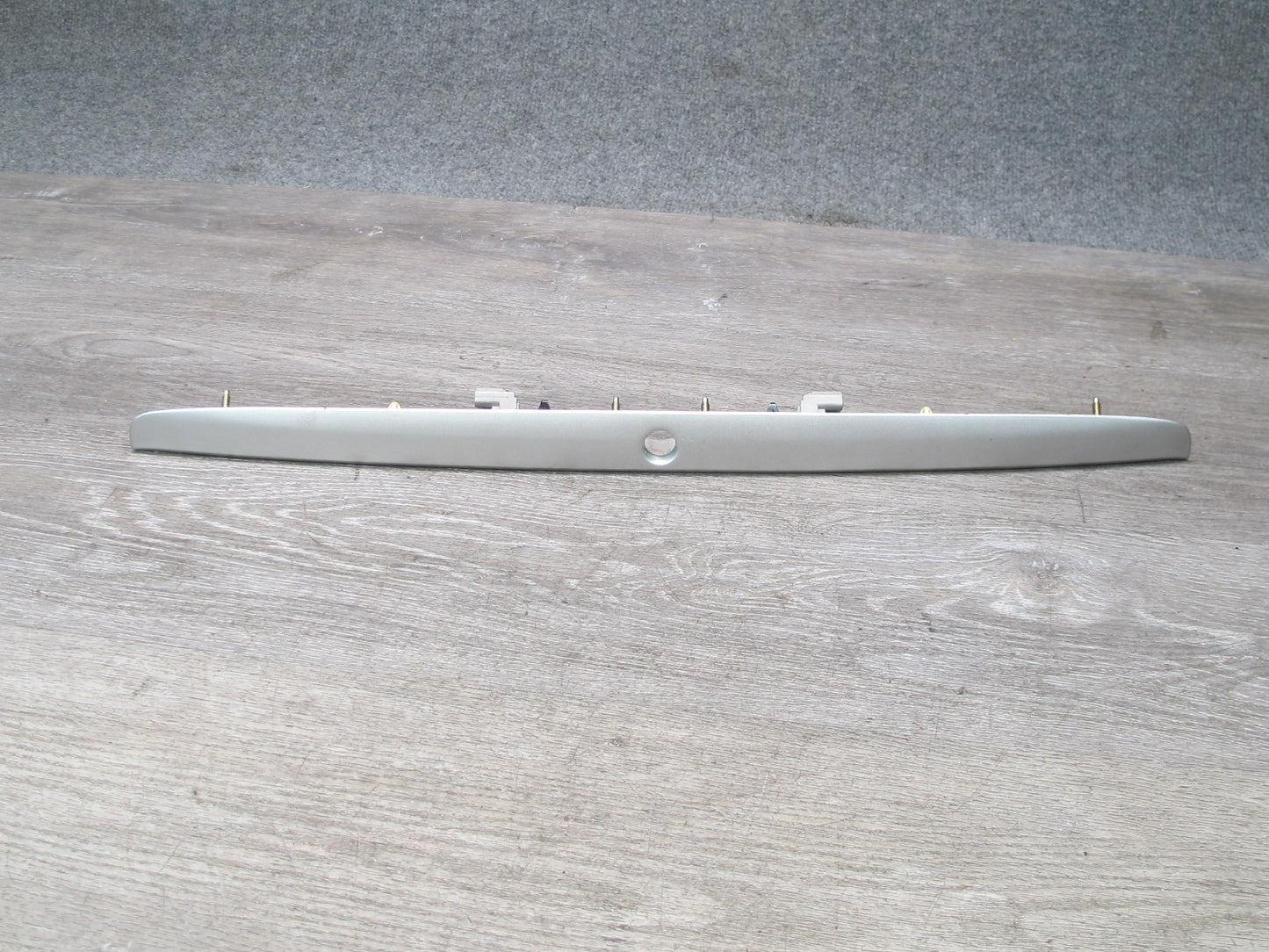 98-05 Lexus GS400 GS430 GS300 Rear Trunk Lid License Plate Trim w Lights OEM