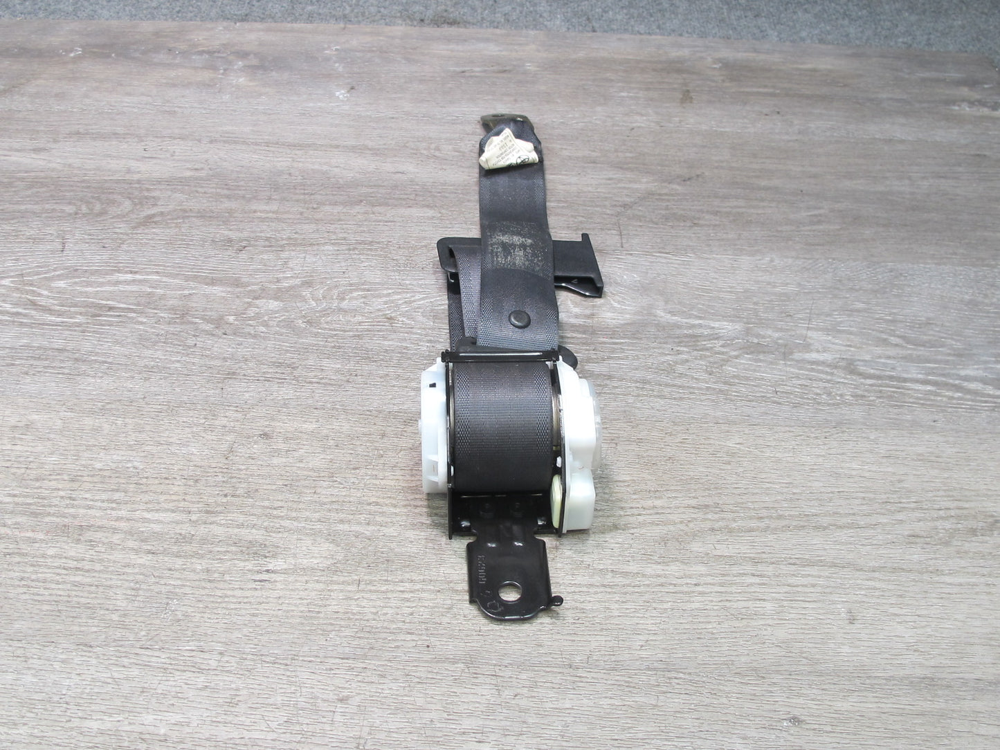 99-01 LEXUS GS300 GS430 REAR LEFT CENTER RIGHT SIDE SEATBELT RETRACTOR SET OEM