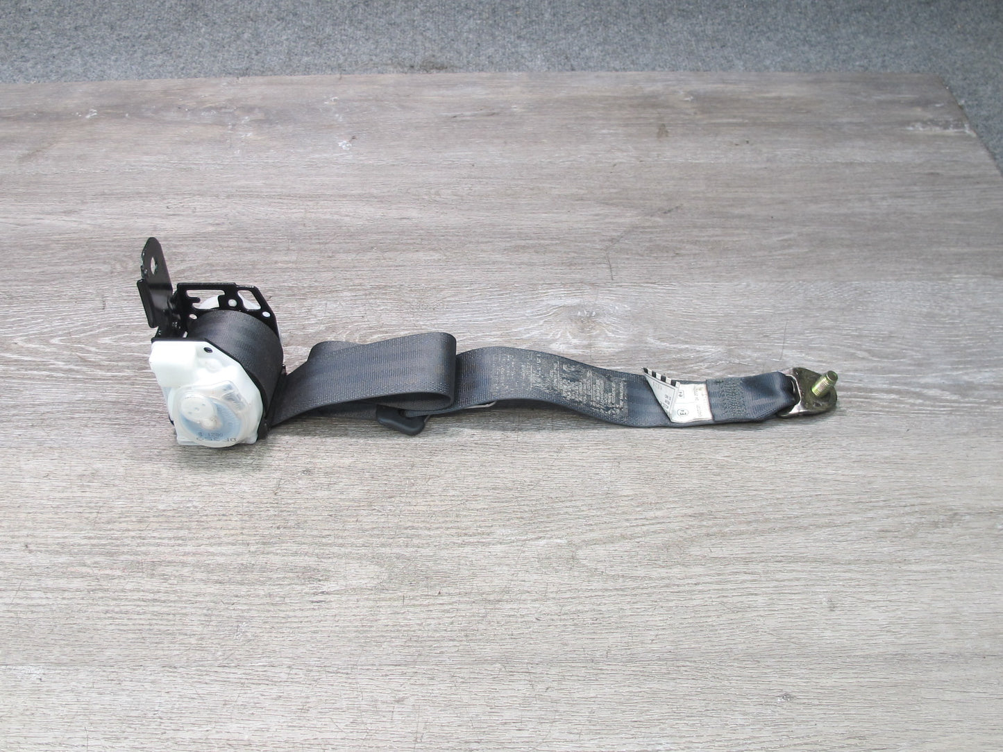 99-01 LEXUS GS300 GS430 REAR LEFT CENTER RIGHT SIDE SEATBELT RETRACTOR SET OEM