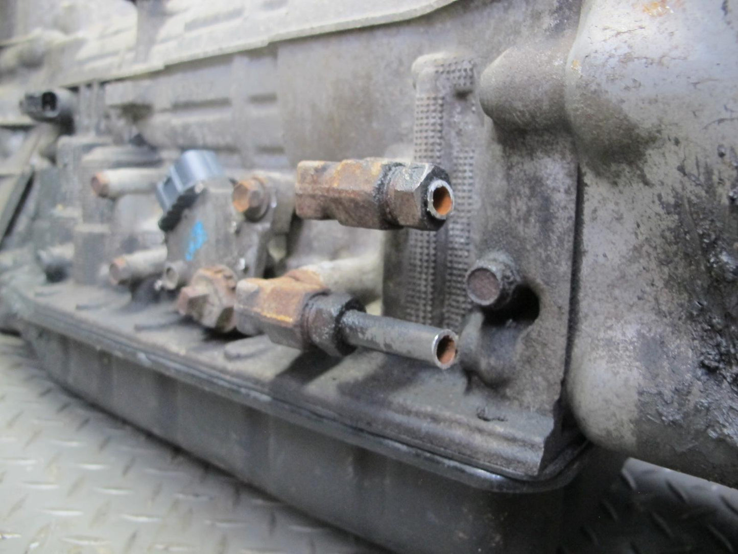 2004-2005 Lexus UZJ100L LX470 A750F A/T Automatic Transmission 35010-60A10