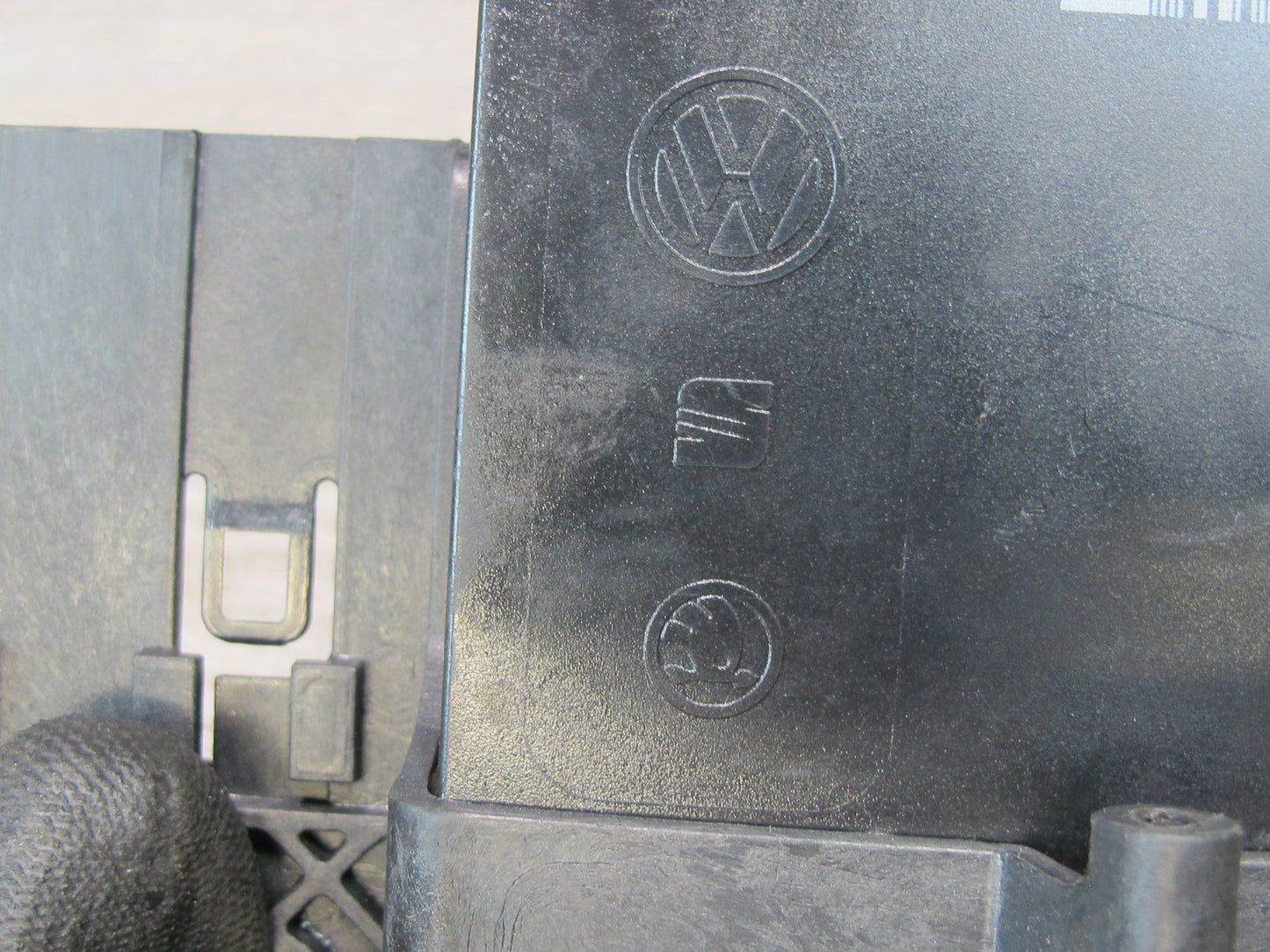 2003-2006 Porsche Cayenne 955 Theft Alarm Locking Control Module 7L0907719A
