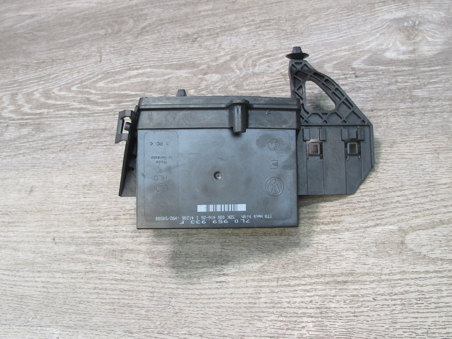 2003-2006 Porsche Cayenne 955 Theft Alarm Locking Control Module 7L0907719A