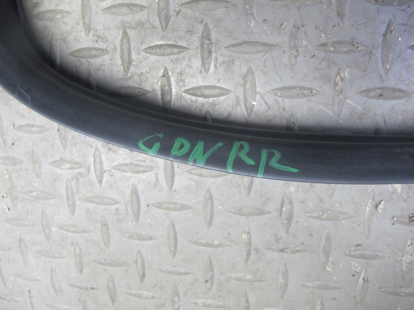 2005-2012 Porsche 911 997 Coupe Rear Quarter Window Rubber Seal Gasket Set of 2