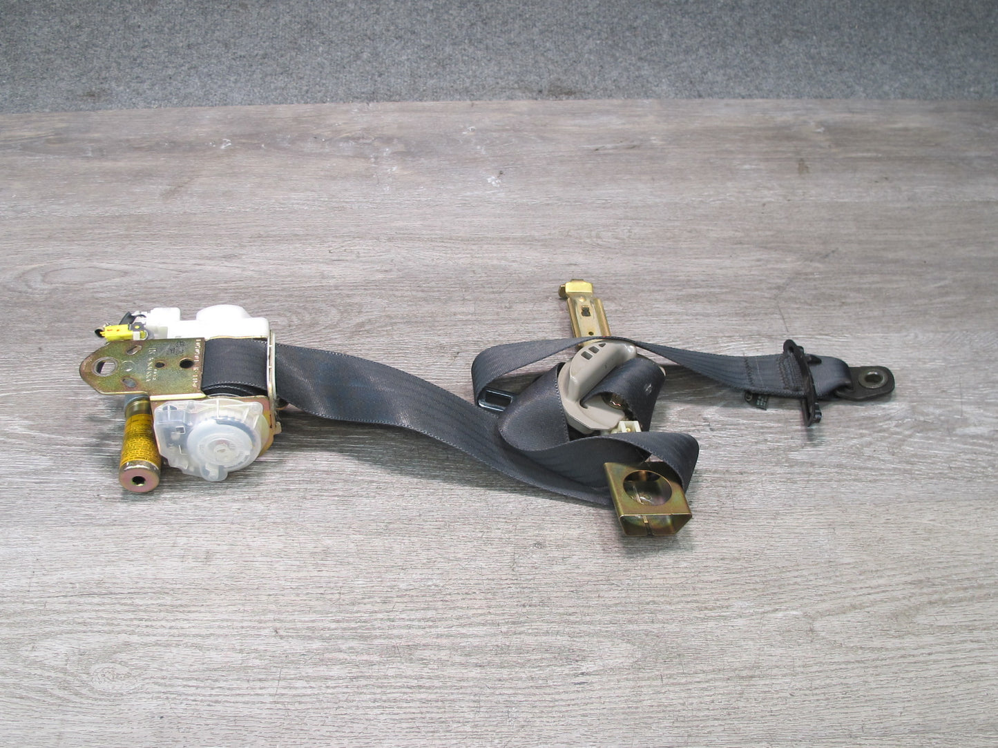 99-01 LEXUS GS300 GS430 FRONT LEFT & RIGHT SIDE SEATBELT RETRACTOR SET OEM