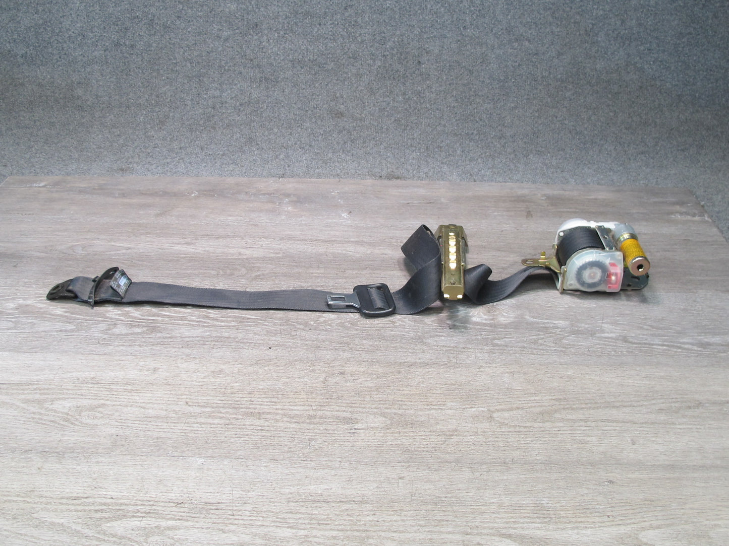 99-01 LEXUS GS300 GS430 FRONT LEFT & RIGHT SIDE SEATBELT RETRACTOR SET OEM