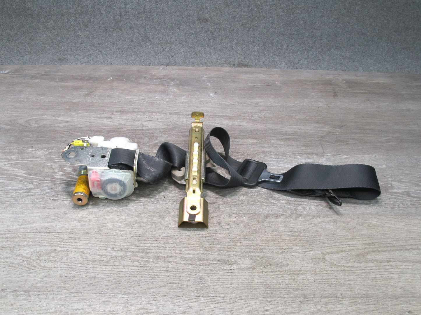 99-01 LEXUS GS300 GS430 FRONT LEFT & RIGHT SIDE SEATBELT RETRACTOR SET OEM