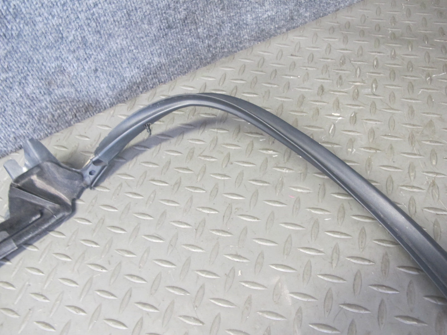2005-2012 Porsche 911 997 Boxster Right Door Weatherstrip Rubber Seal Gasket