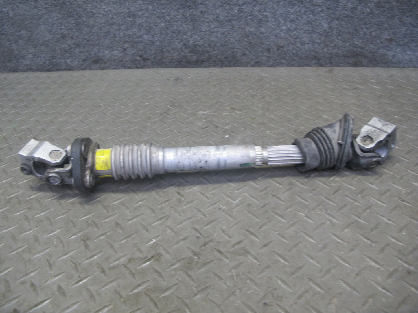 2005-2012 Porsche 911 997 Boxster Steering Column U Joint Linkage Shaft