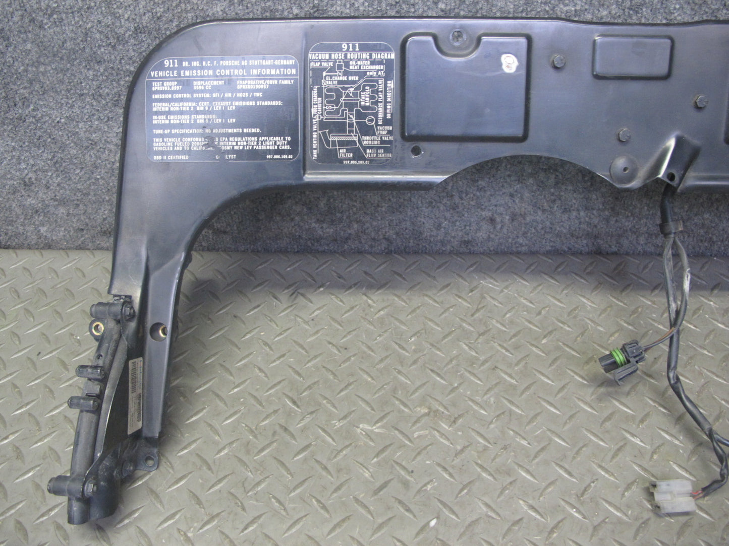 2005-2008 Porsche 911 997 Rear Trunk Lid Spoiler Motor Drive Mechanism