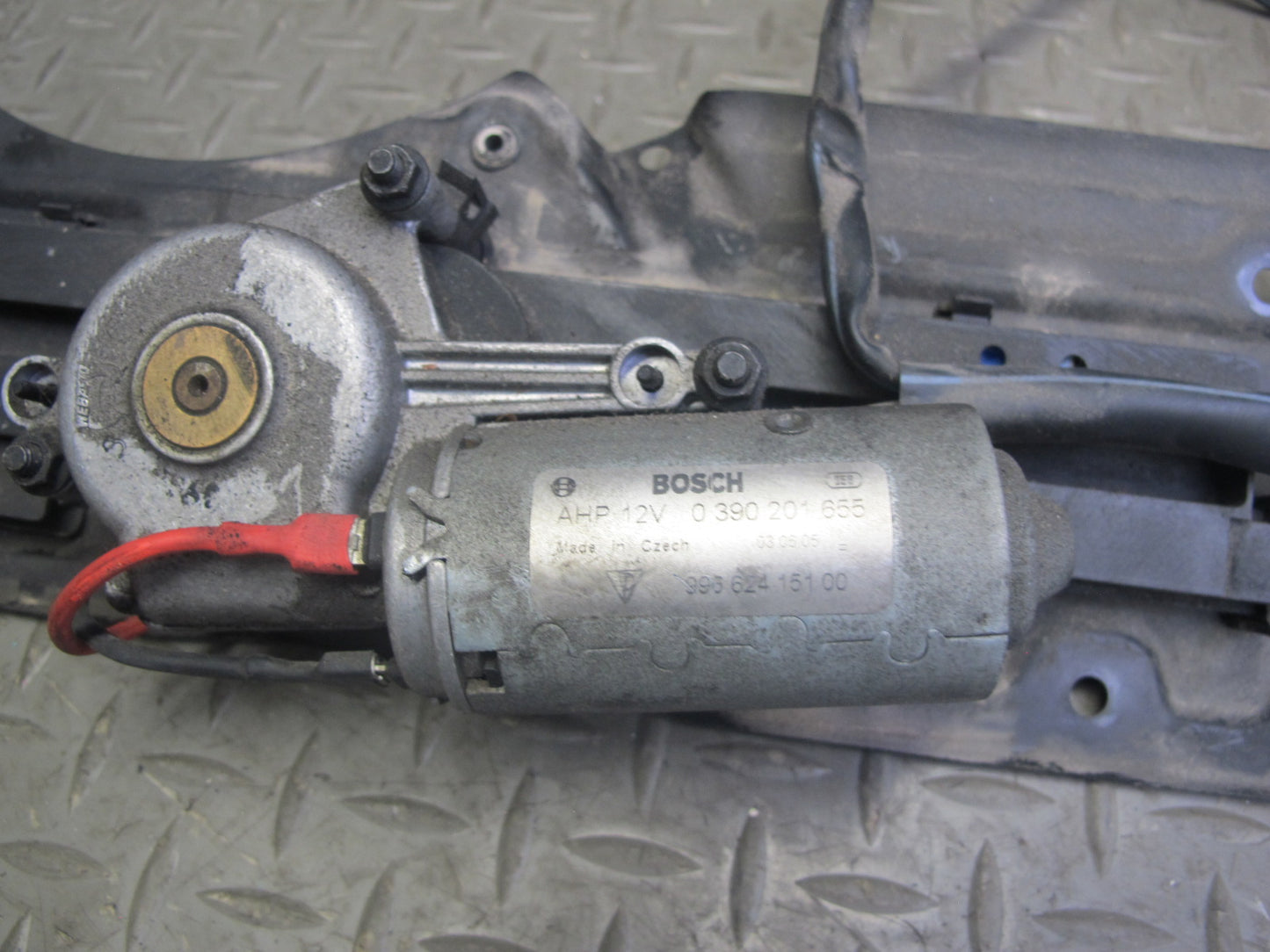 2005-2008 Porsche 911 997 Rear Trunk Lid Spoiler Motor Drive Mechanism