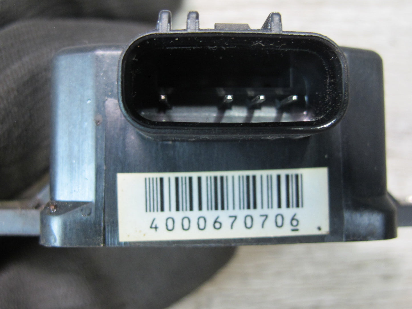 04-06 Lexus UCF30L LS430 YAW Turn Rate Stability Sensor 89183-50020 OEM