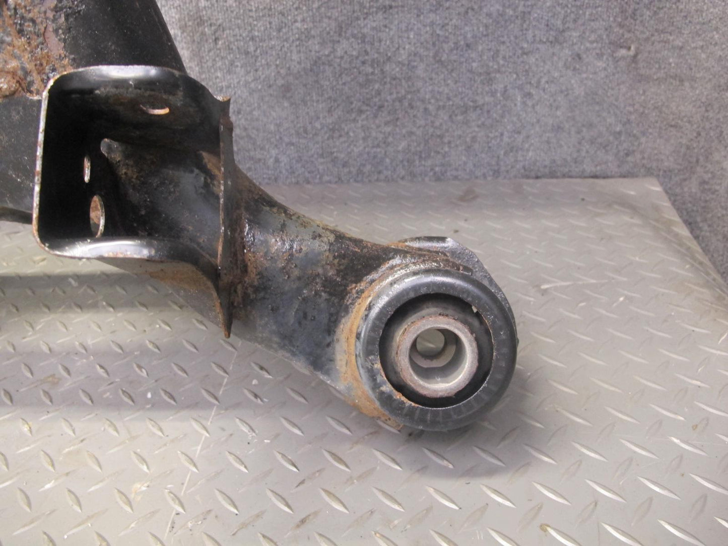 98-05 Lexus GS400 GS430 GS300 Rear Suspension Sub Frame Subframe Crossmember OEM