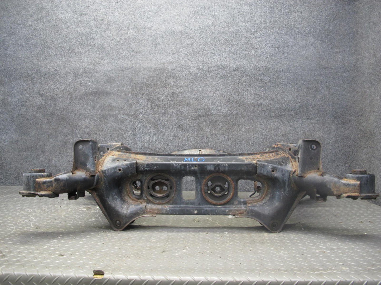 98-05 Lexus GS400 GS430 GS300 Rear Suspension Sub Frame Subframe Crossmember OEM