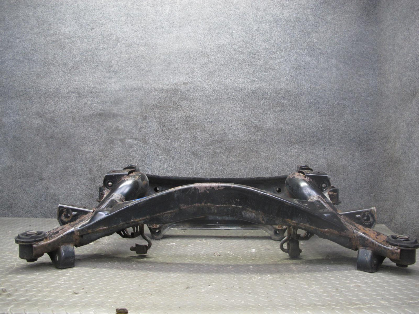 98-05 Lexus GS400 GS430 GS300 Rear Suspension Sub Frame Subframe Crossmember OEM