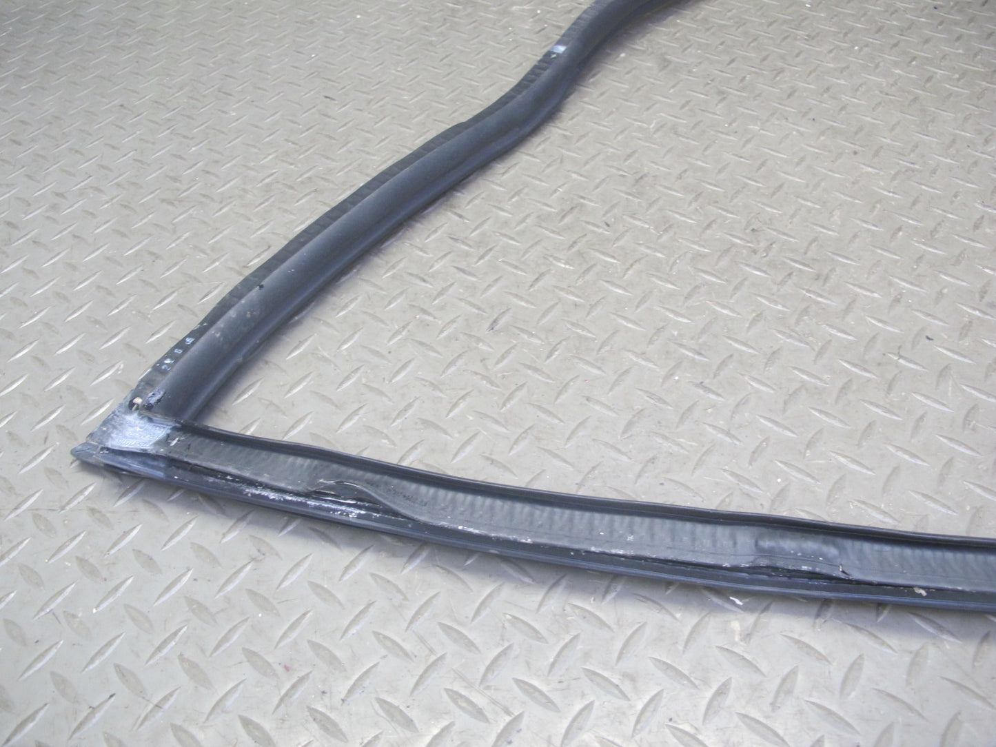 2005-2012 Porsche 911 997 Boxster Door Weatherstrip Rubber Seal Gasket Set