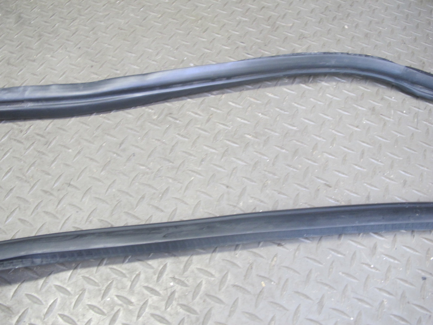 2005-2012 Porsche 911 997 Boxster Door Weatherstrip Rubber Seal Gasket Set