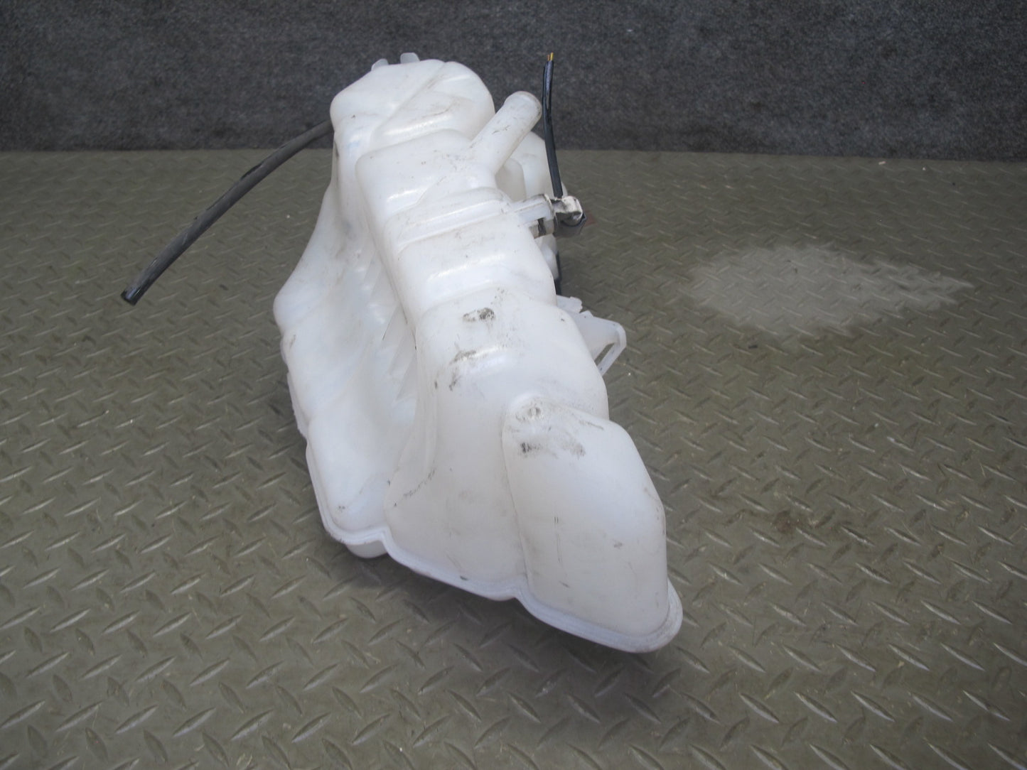 2005-2008 Porsche 911 997 Engine Coolant Expansion Overflow Reservoir Tank