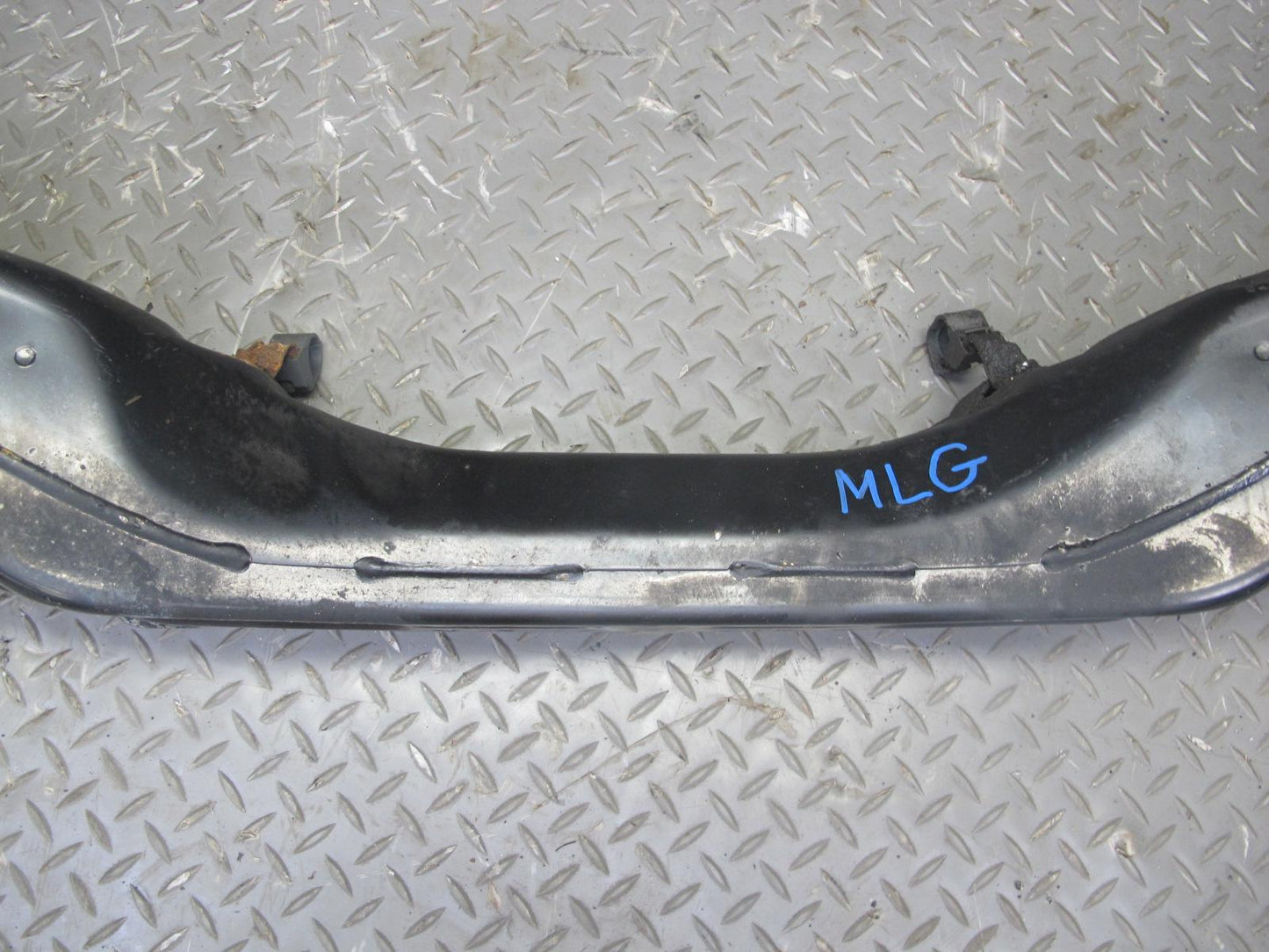 98-05 Lexus JZS160L GS400 GS430 GS300 Front Suspension Crossmember Carrier OEM