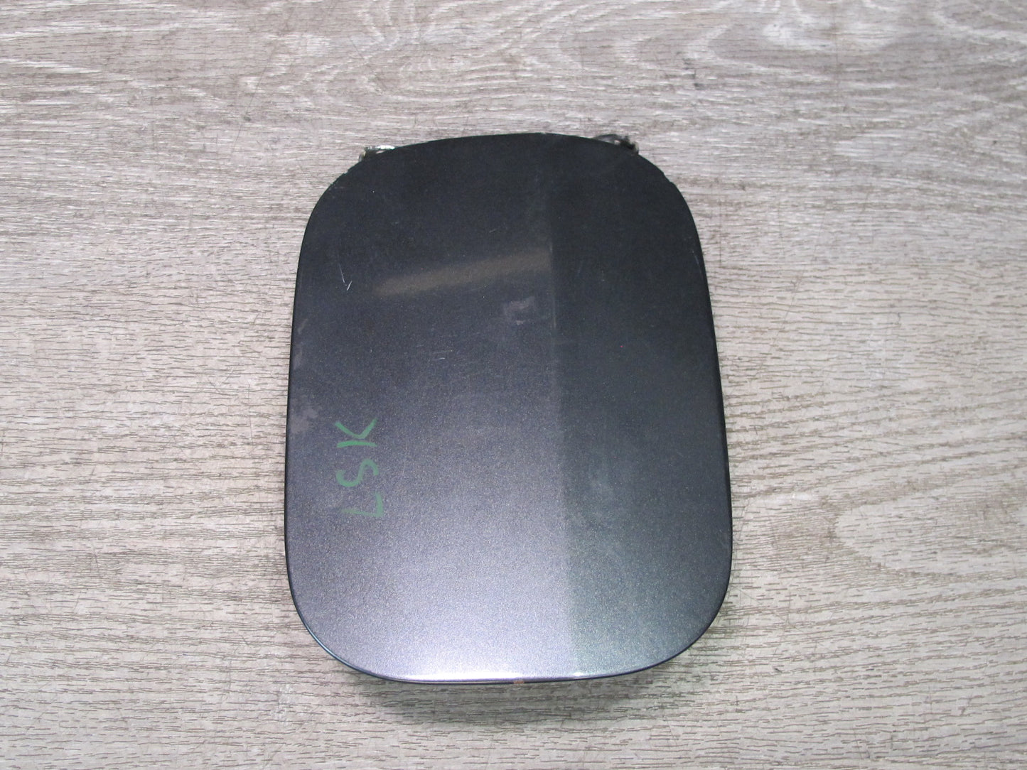 01-06 Lexus UCF30L LS430 Fuel Filler Door Lid Cover OEM