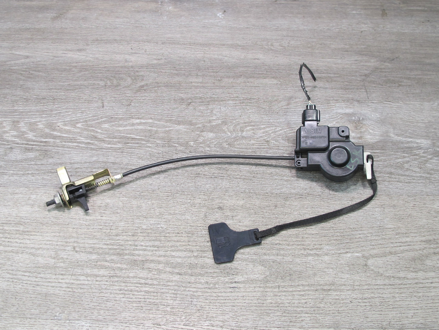 01-06 Lexus LS430 UCF30L Gas Tank Fuel Door Lid Lock Release Actuator OEM