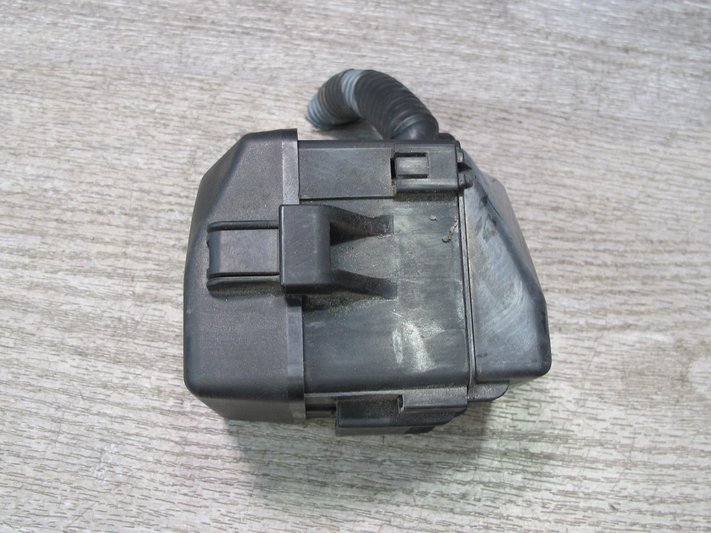 01-06 Lexus UCF30L LS430 Junction Fuse Relay Box Module OEM