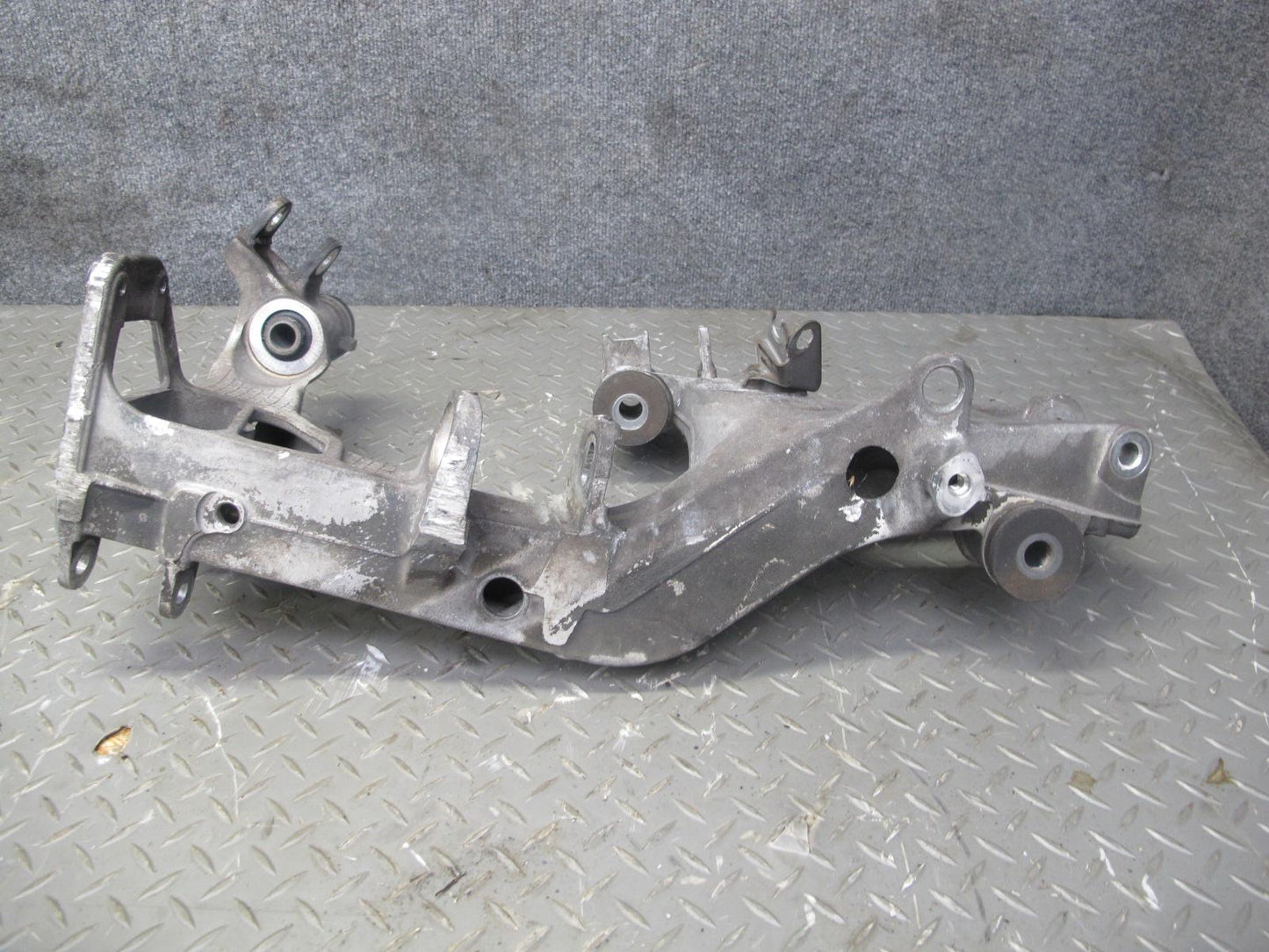 2005-2012 Porsche 911 997 Rear Suspension Crossmember Sub Frame Carrier