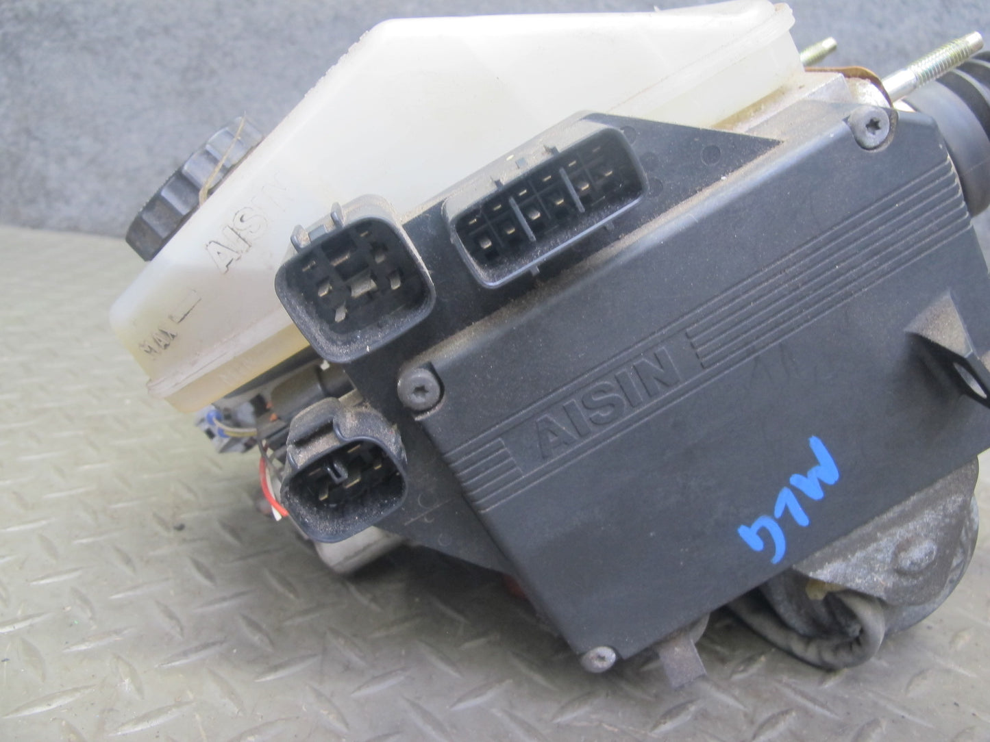 98-00 Lexus GS400 GS300 ABS Pump Brake Master Cylinder Booster Reservoir OEM