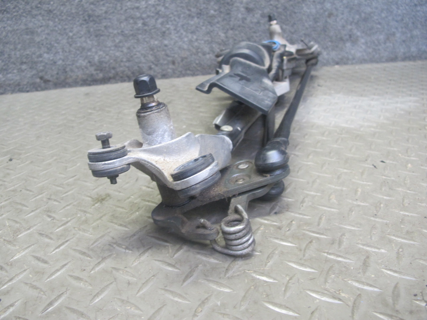 98-05 Lexus GS400 GS430 GS300 Windshield Wiper Transmission Linkage w Motor OEM