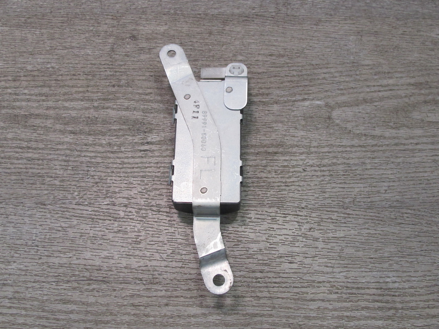04-06 Lexus UCF30L LS430 Front Left Door Smart KEY Receiver Oscillator OEM