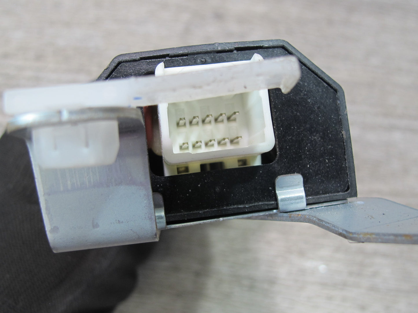 04-06 Lexus UCF30L LS430 Front Right Door Smart KEY Receiver Oscillator OEM
