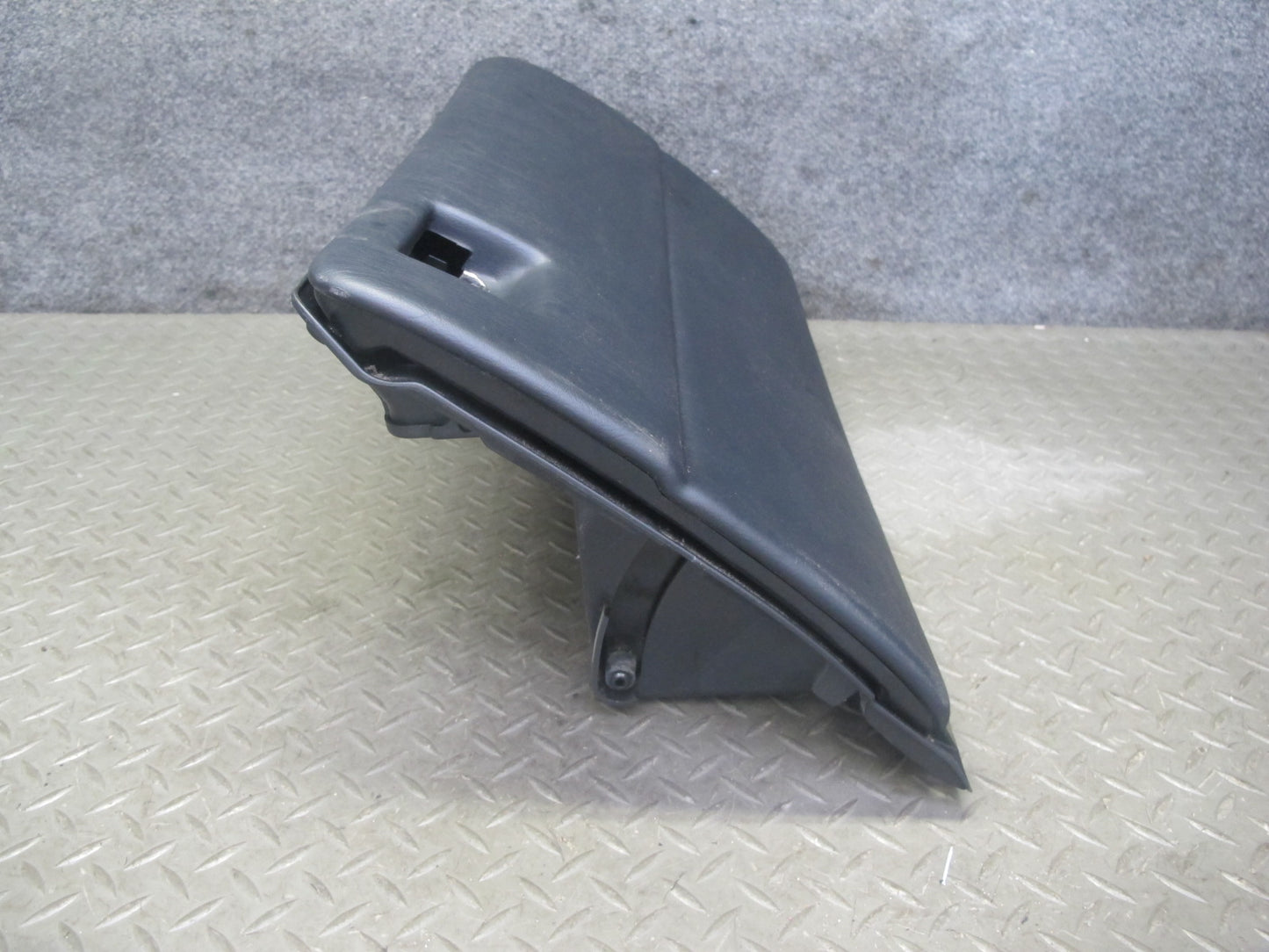 98-05 Lexus JZS160L GS400 GS430 GS300 Dash Right Glove Box Storage Black OEM