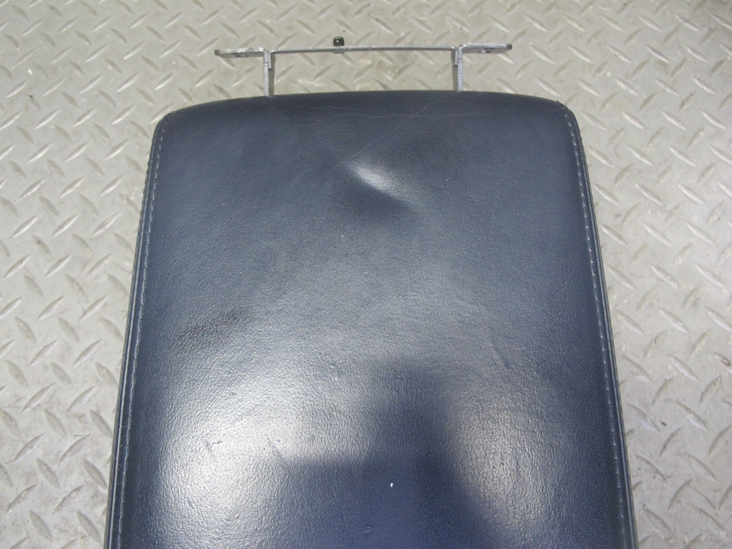 98-05 Lexus JZS160L GS430 GS300 Center Console Leather Armrest Lid Black OEM