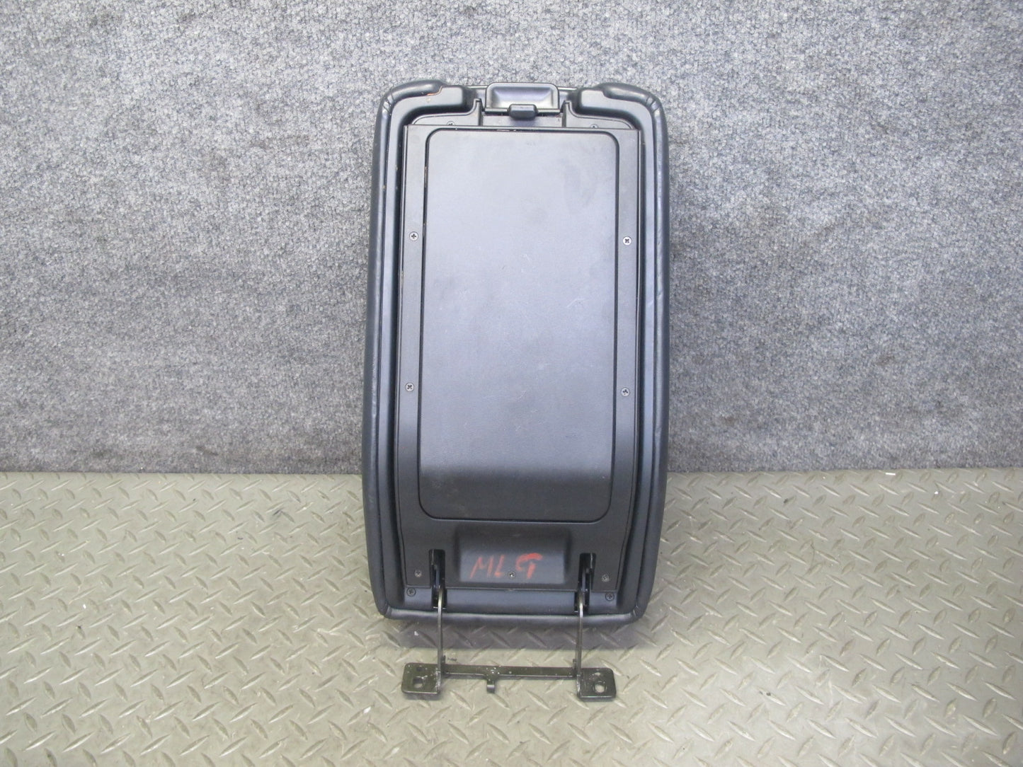98-05 Lexus JZS160L GS430 GS300 Center Console Leather Armrest Lid Black OEM