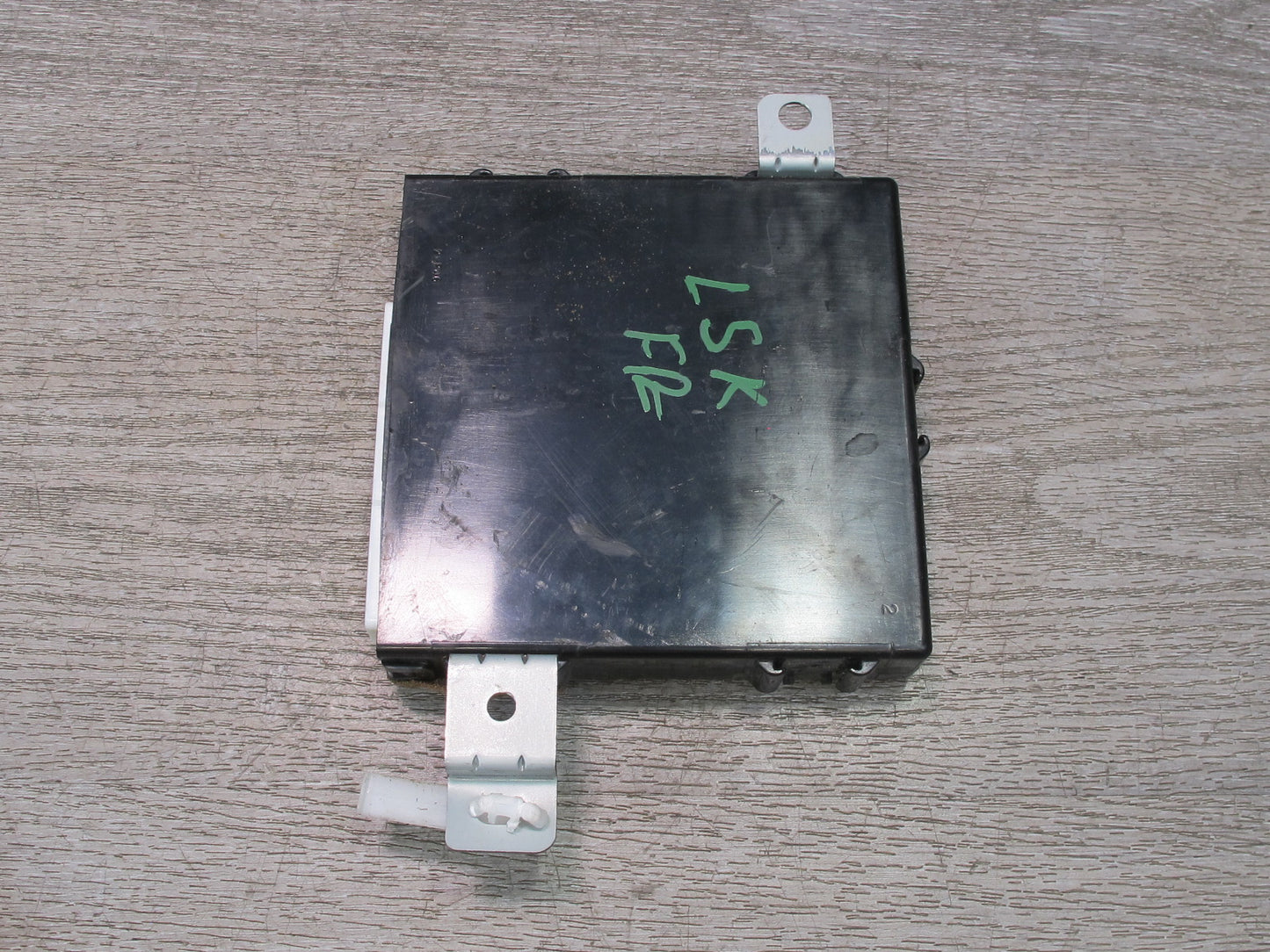 2004-2006 Lexus LS430 UCF30L Front Right Door Multiplex Control Module OEM