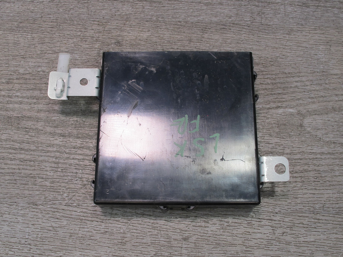 2004-2006 Lexus LS430 UCF30L Front Right Door Multiplex Control Module OEM