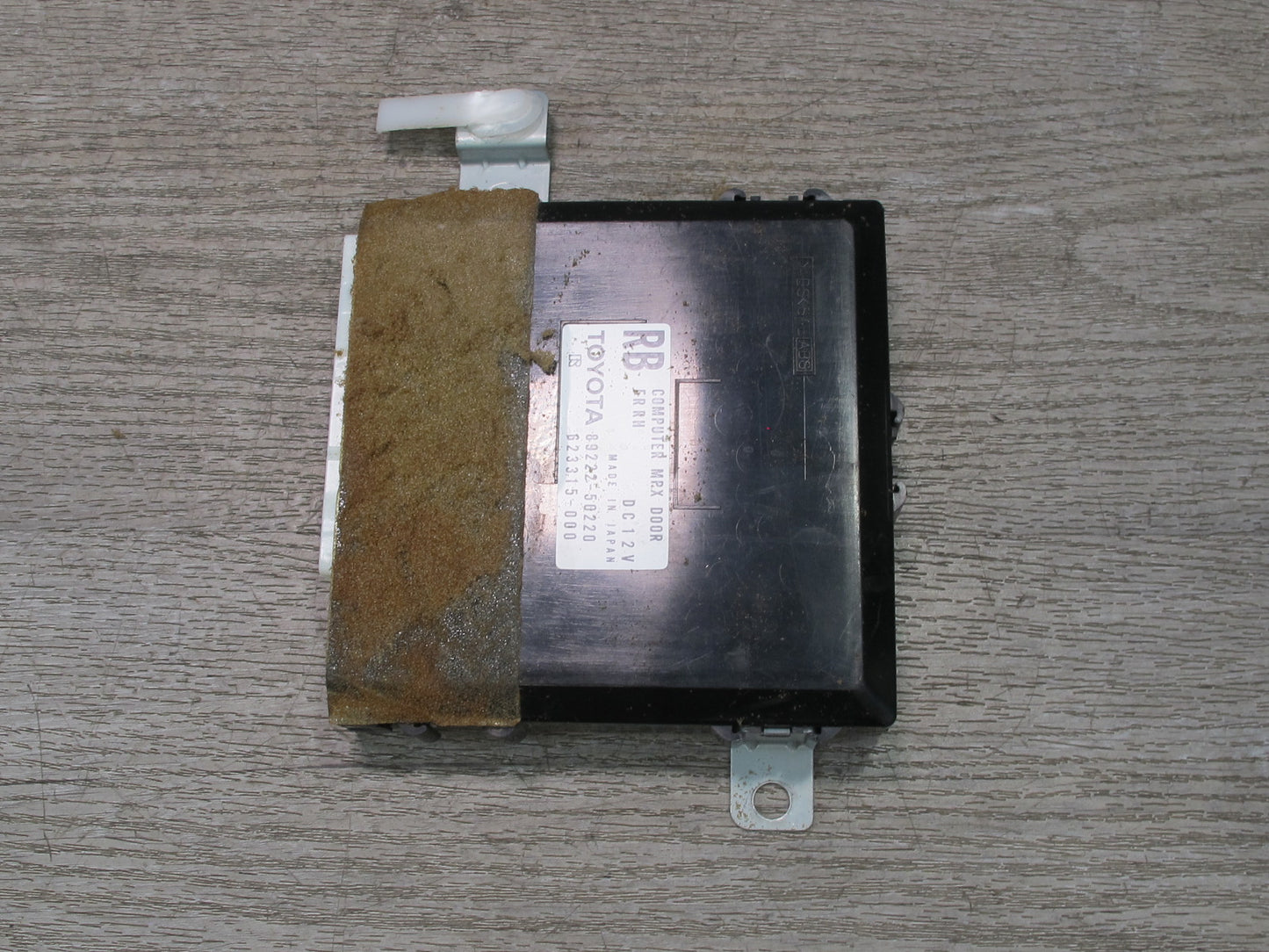 2004-2006 Lexus LS430 UCF30L Front Right Door Multiplex Control Module OEM