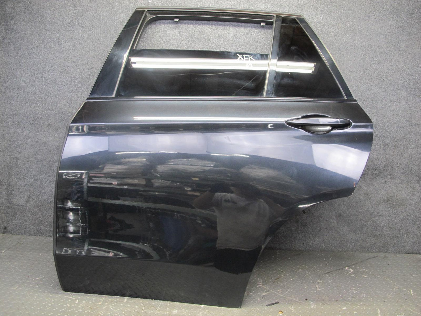 2014-2018 BMW F15 X5 Rear Left Door Shell Panel w Window Glass